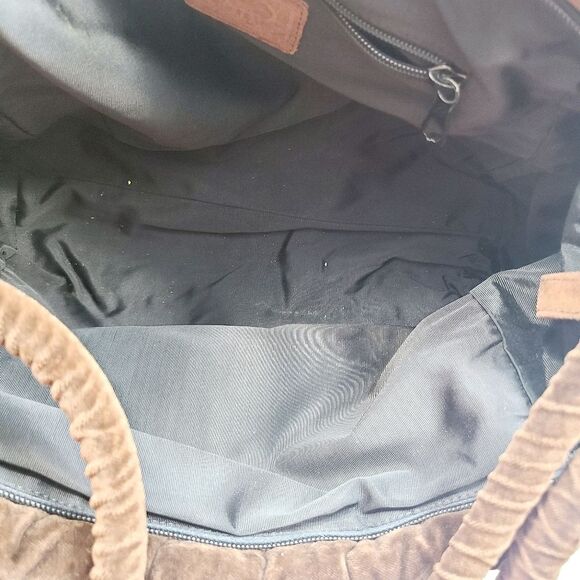 Pitti Suede Shoulder Bag - Picture 4 of 9